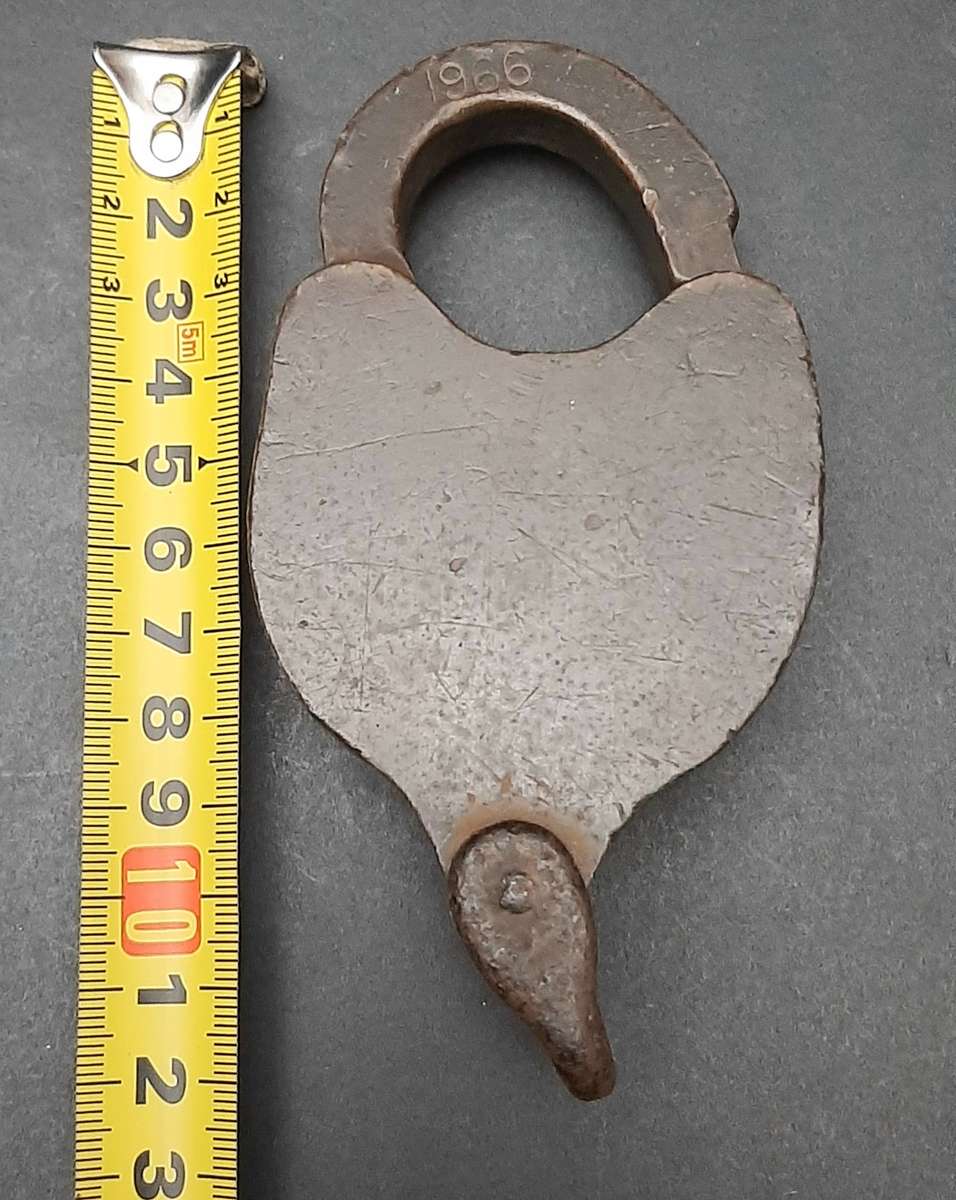 **RARE: 1960s SA Railways Brass Lever Padlock (Chubb, London) NO KEY ***