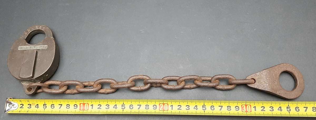 **RARE: 1960s SA Railways Brass Lever Padlock w/ Lead Chain  NO KEY ***