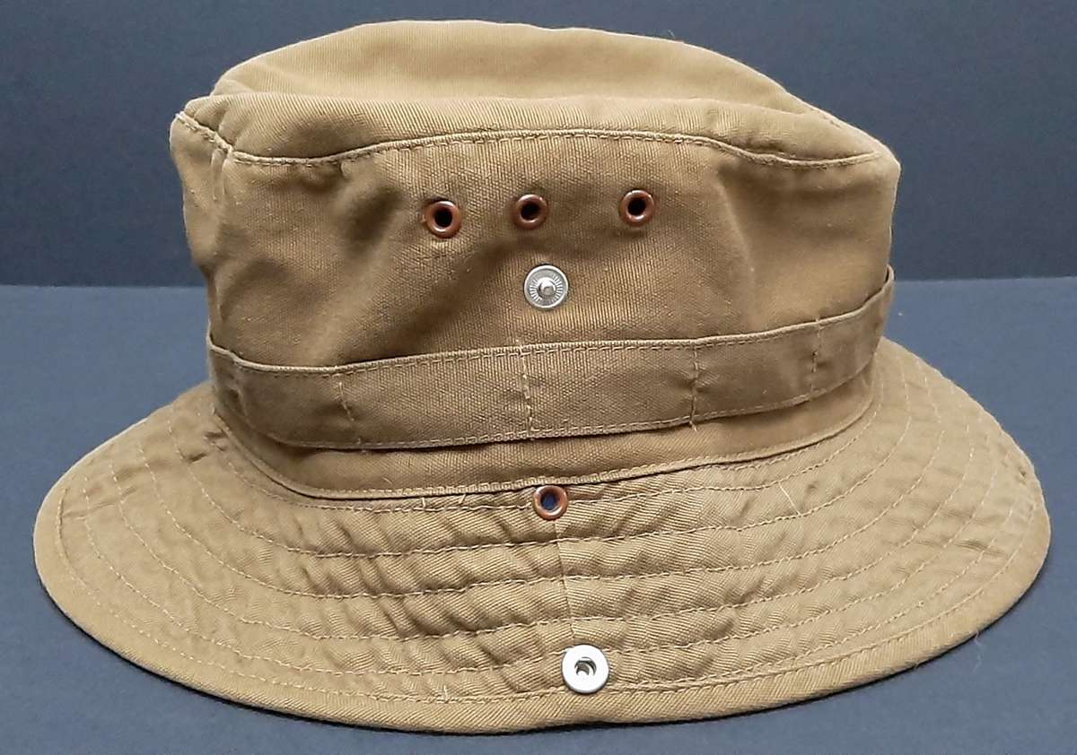 **Border War : 1980s SADF Nutria Bush Hat Size: 58 (Inscribed) **