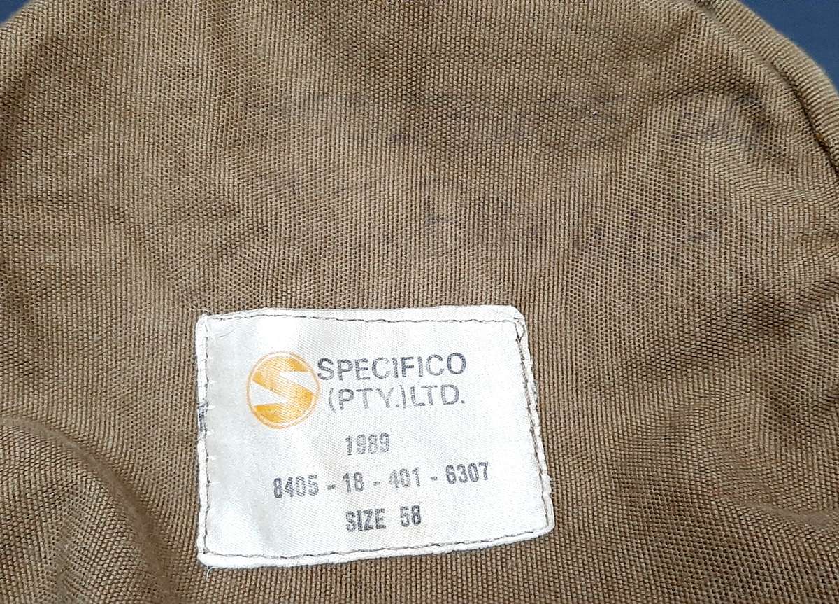 **Border War : 1980s SADF Nutria Bush Hat Size: 58 (Inscribed) **