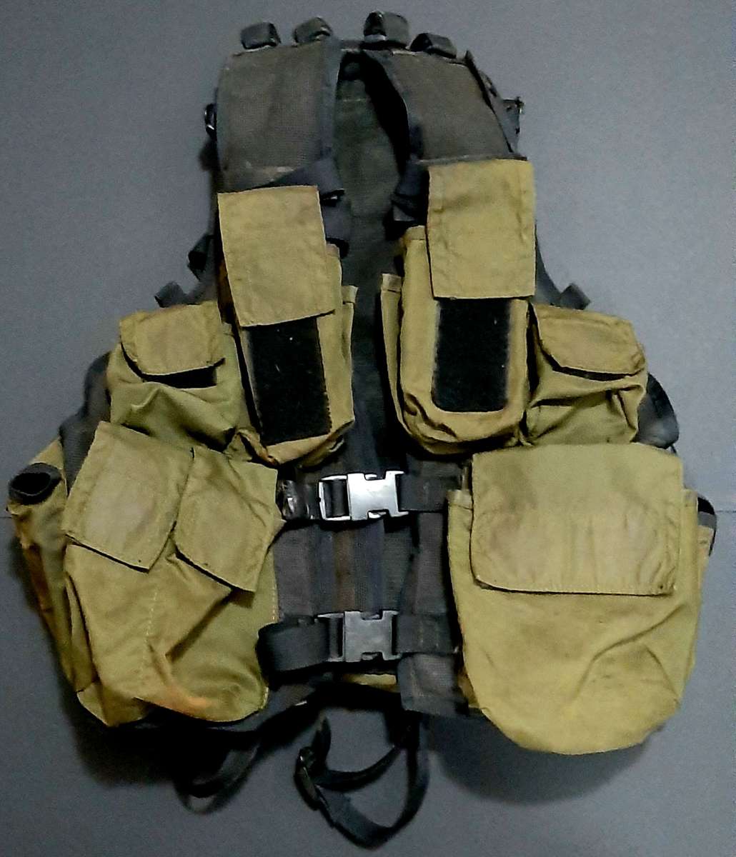 **RARE: 1990s Special Task Force (STF) Olive Green Patt.83 Battlejacket (USED)**