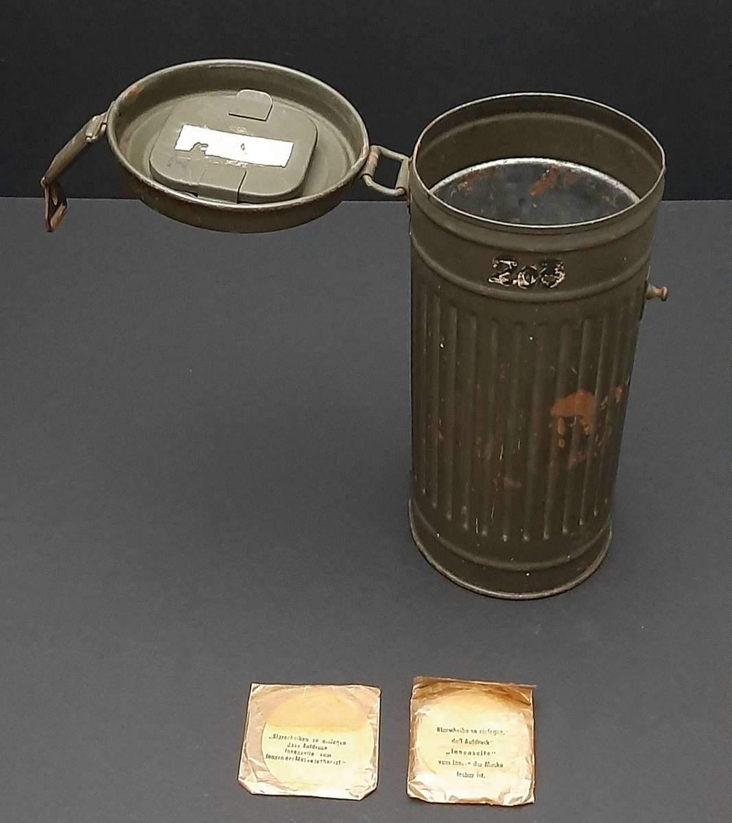 Rare WW2 German GM38 'Gasmasken Büchse' Canister with Lenses (Att. Jäger)