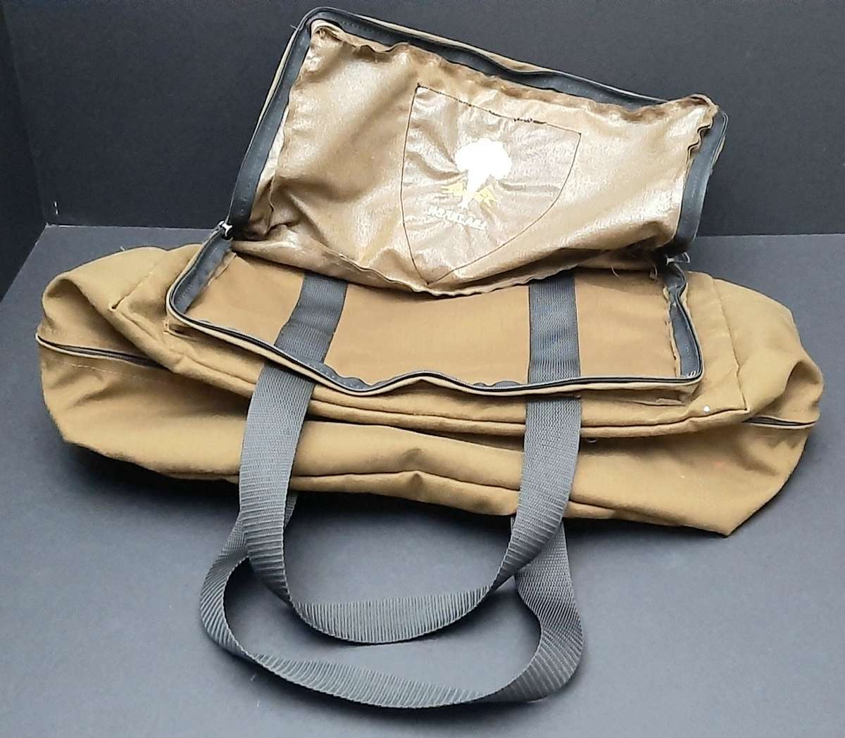 **Border War : 1980s SADF Large Nutria 1 S.A.I. Kit Bag w/ Unit Insignia (48 x 34 x 40cm)**