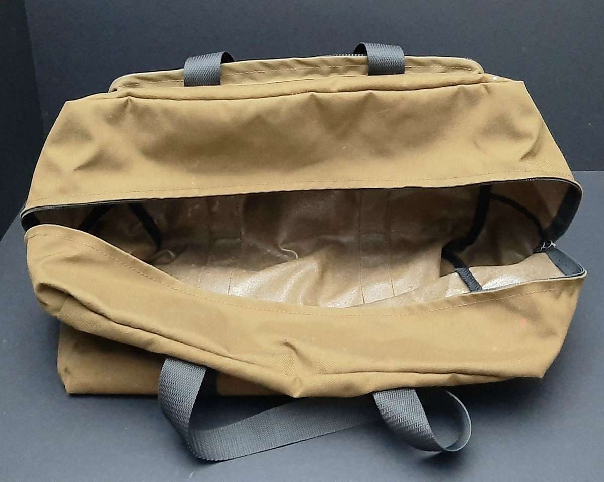 **Border War : 1980s SADF Large Nutria 1 S.A.I. Kit Bag w/ Unit Insignia (48 x 34 x 40cm)**