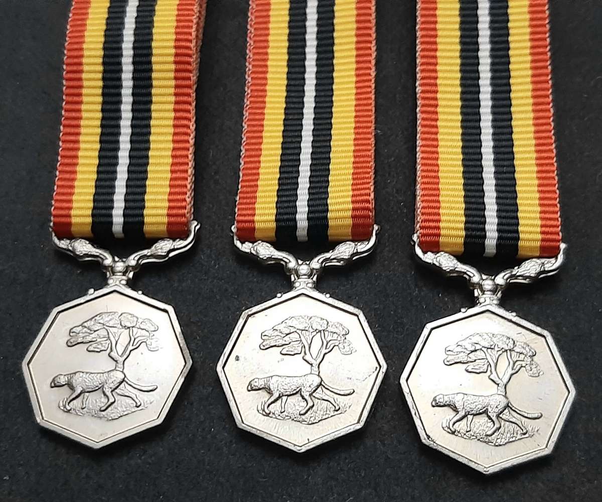 BID PER ITEM 1980s SADF: Miniature Southern Africa Service Medal w/ Ribbon