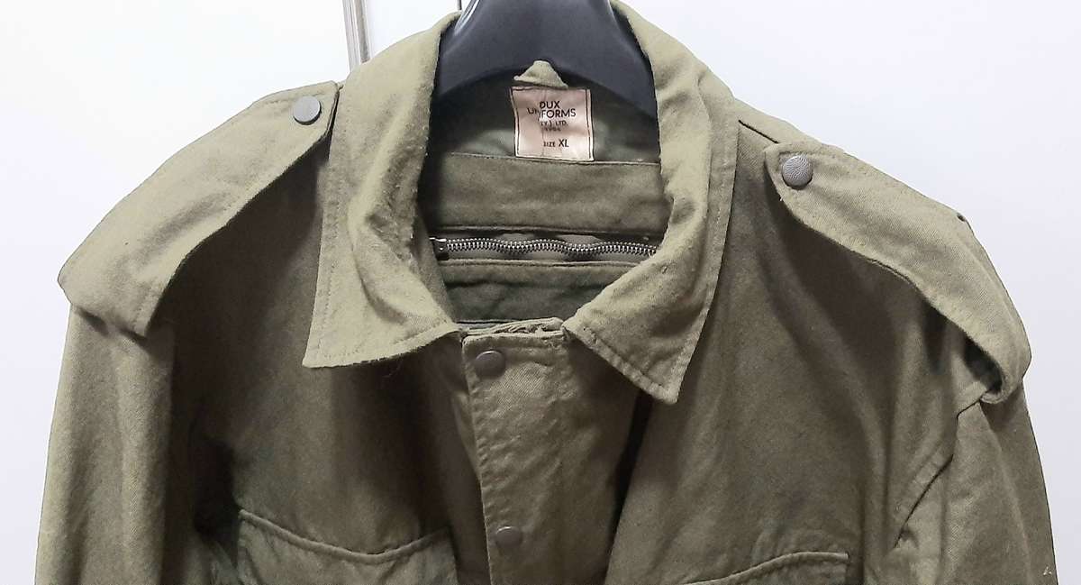 RARE: 1980s SADF Unissued Tank Crew Olive Green F/dress Warm Coat (XL/XXL).