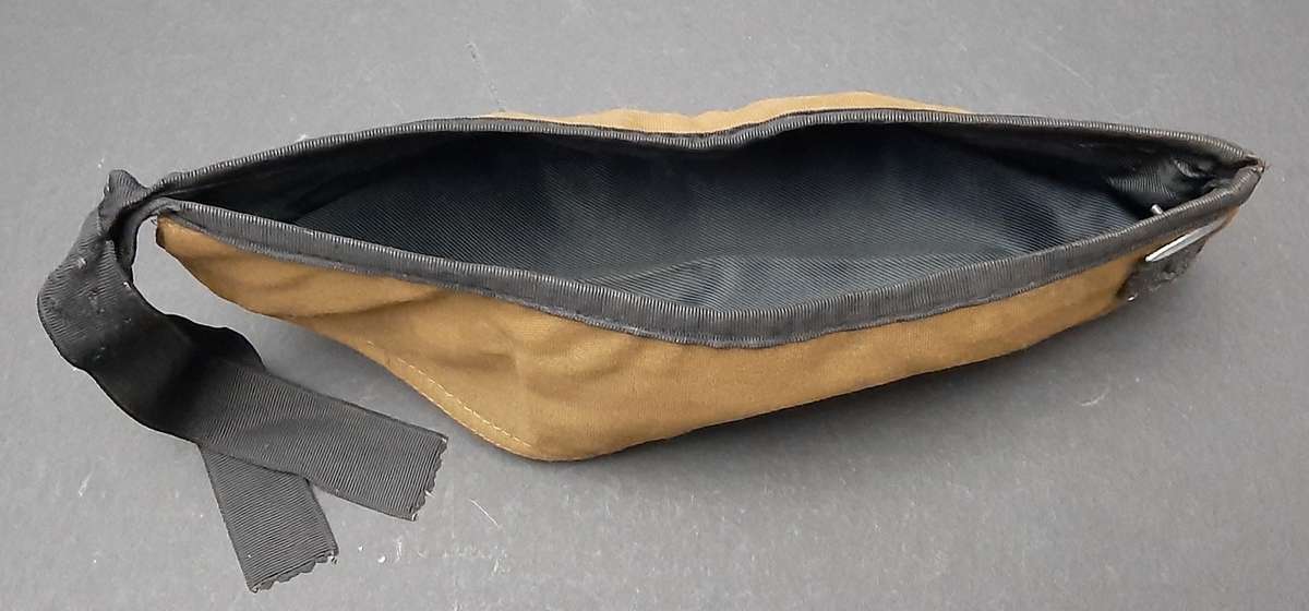 RARE: 1980s SWATF 'Reaction Force' Nutria Glengarry / Bonnie w/ Insignia (59).