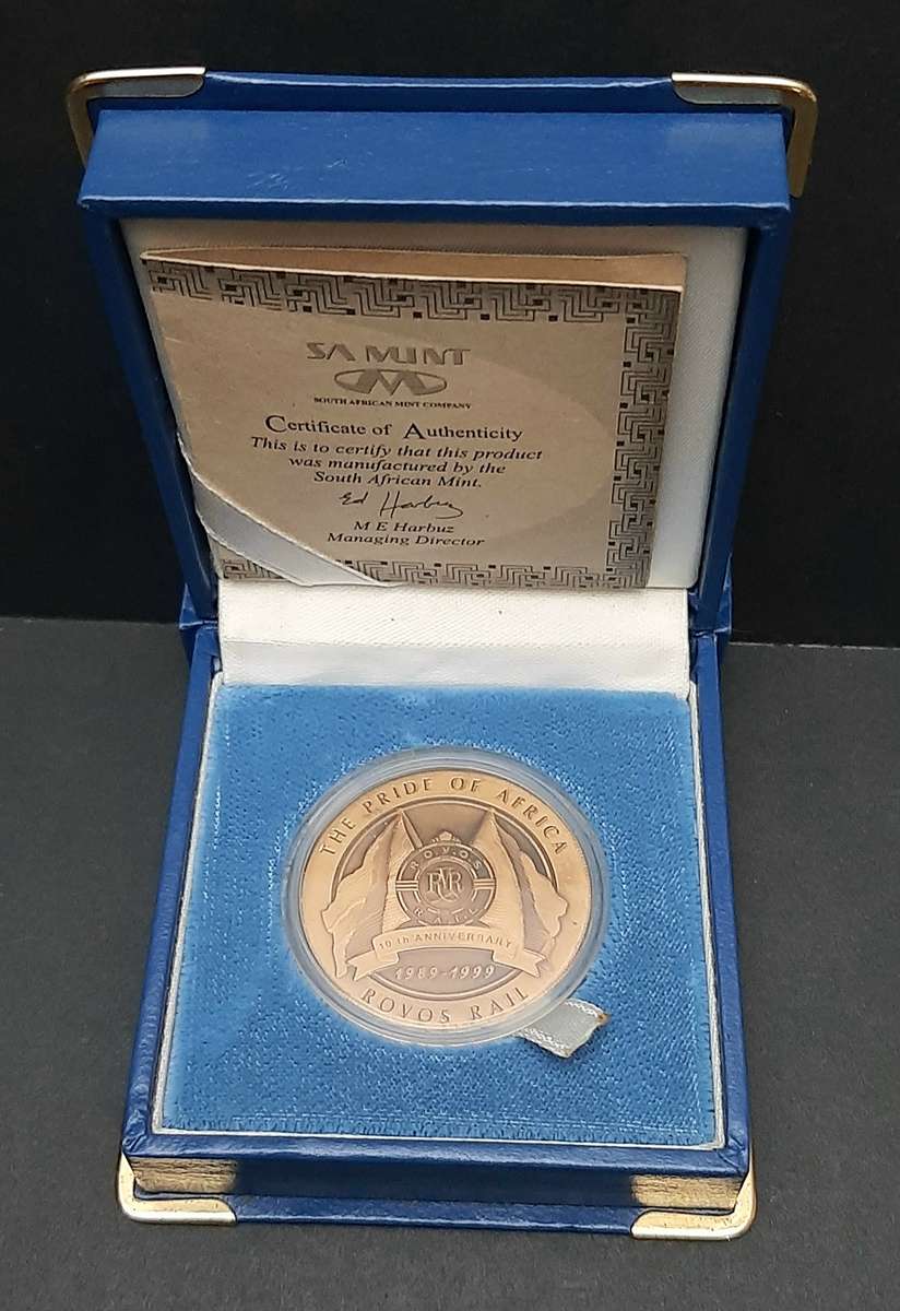 RARE: 1999 SA Rovos Rail 10 Year Anniversary Bronze Medallion Cased w/ Certification.