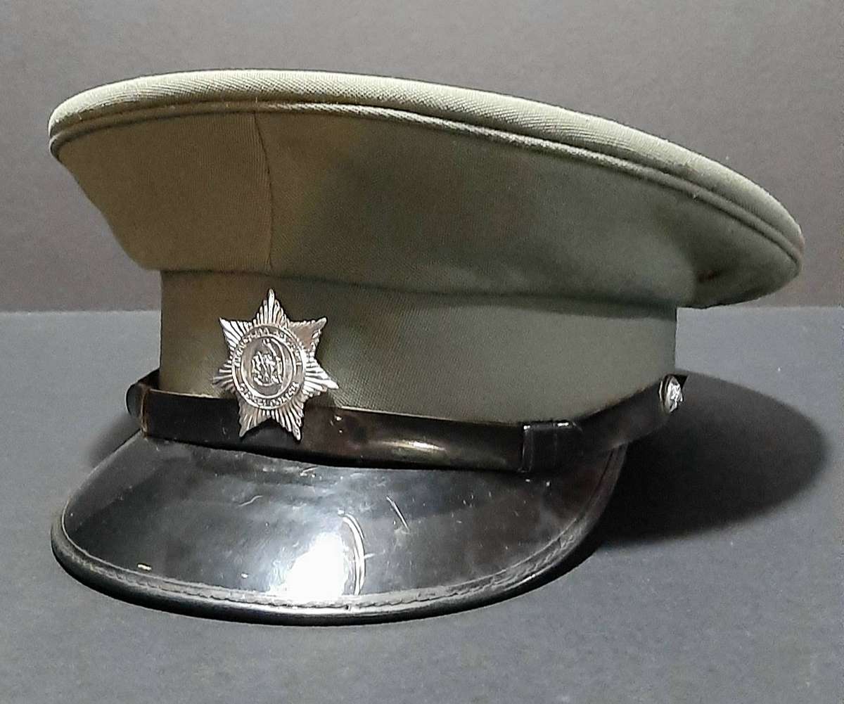 RARE: 1980s Ciskei 'Homeland' Police Service Dress Cap w/ Insignia (55)