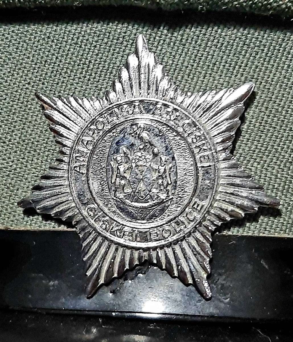 RARE: 1980s Ciskei 'Homeland' Police Service Dress Cap w/ Insignia (55)