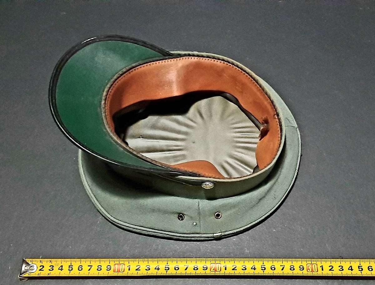 RARE: 1980s Ciskei 'Homeland' Police Service Dress Cap w/ Insignia (55)