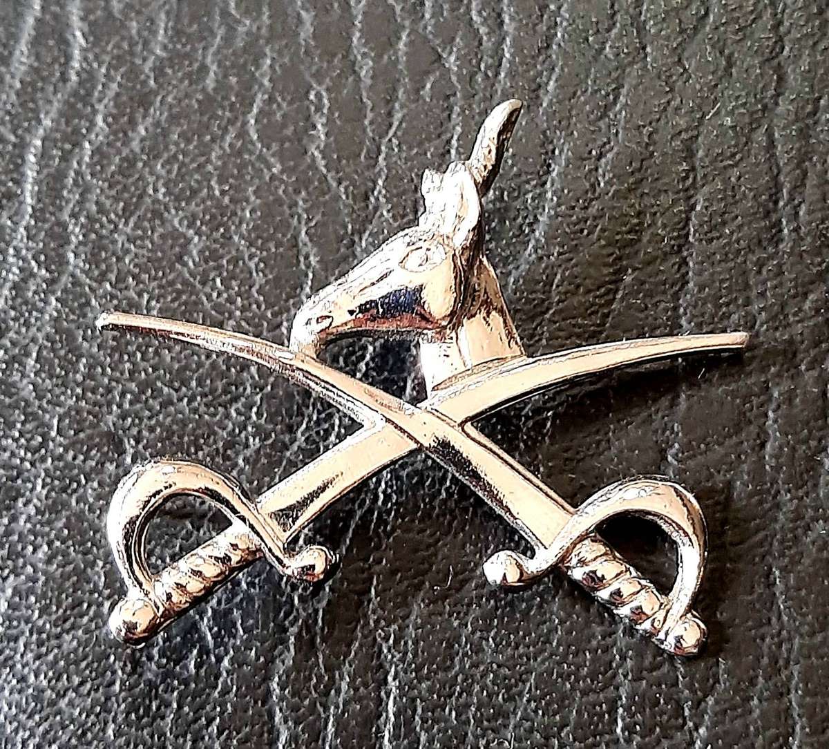 Border War: 1980s SADF Physical Training Instructor Metallic Breast Badge (Pins).