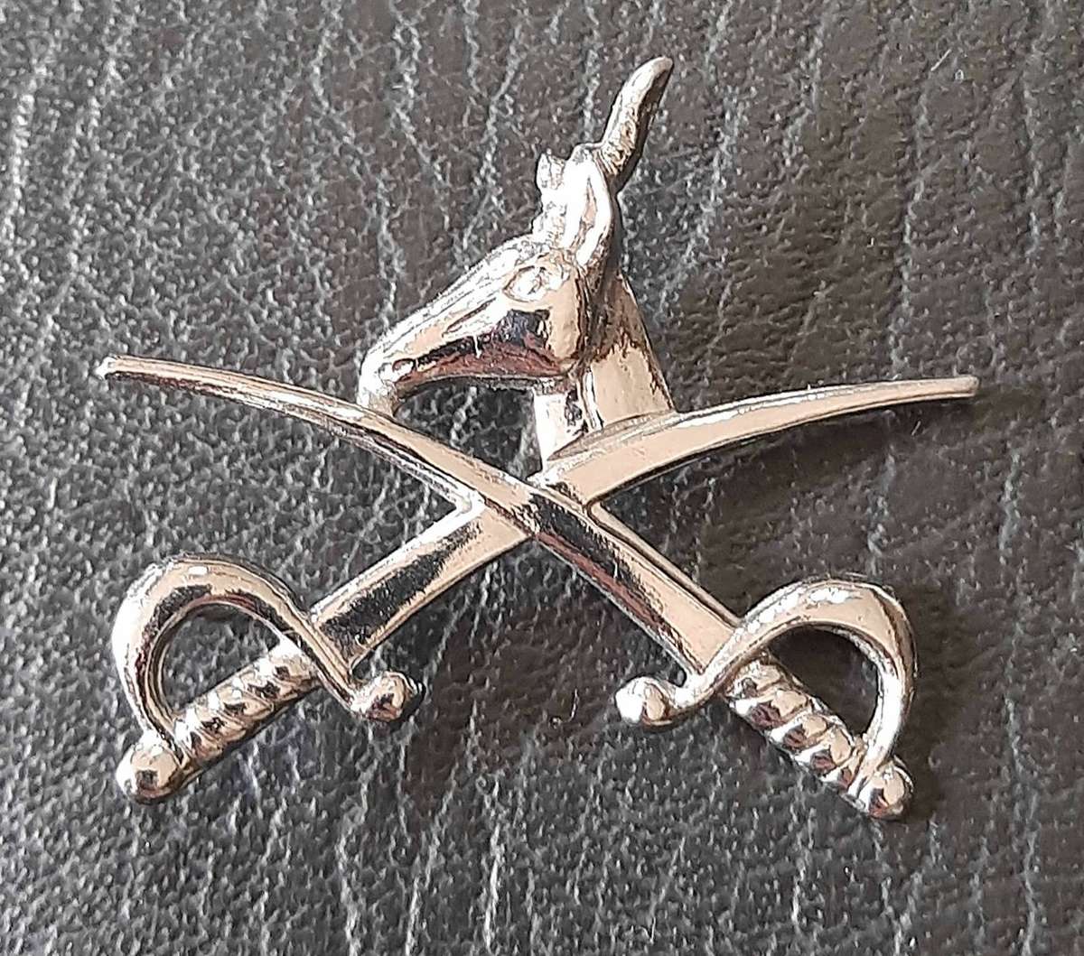 Border War: 1980s SADF Physical Training Instructor Metallic Breast Badge (Pins).