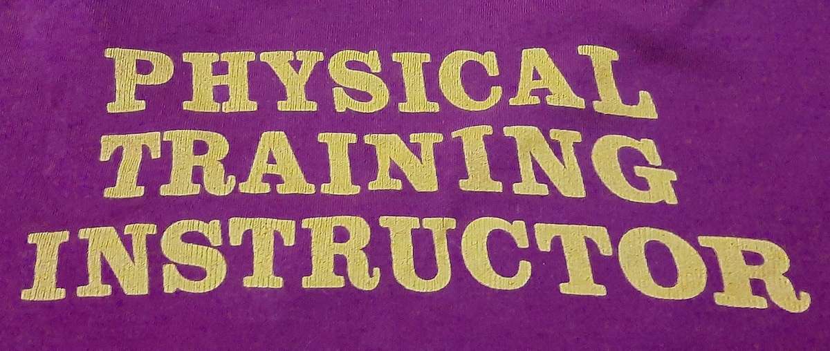 Border War: 1980s SAMS Physical Training Instructor Maroon T-Shirt w/ Insignia (Large).