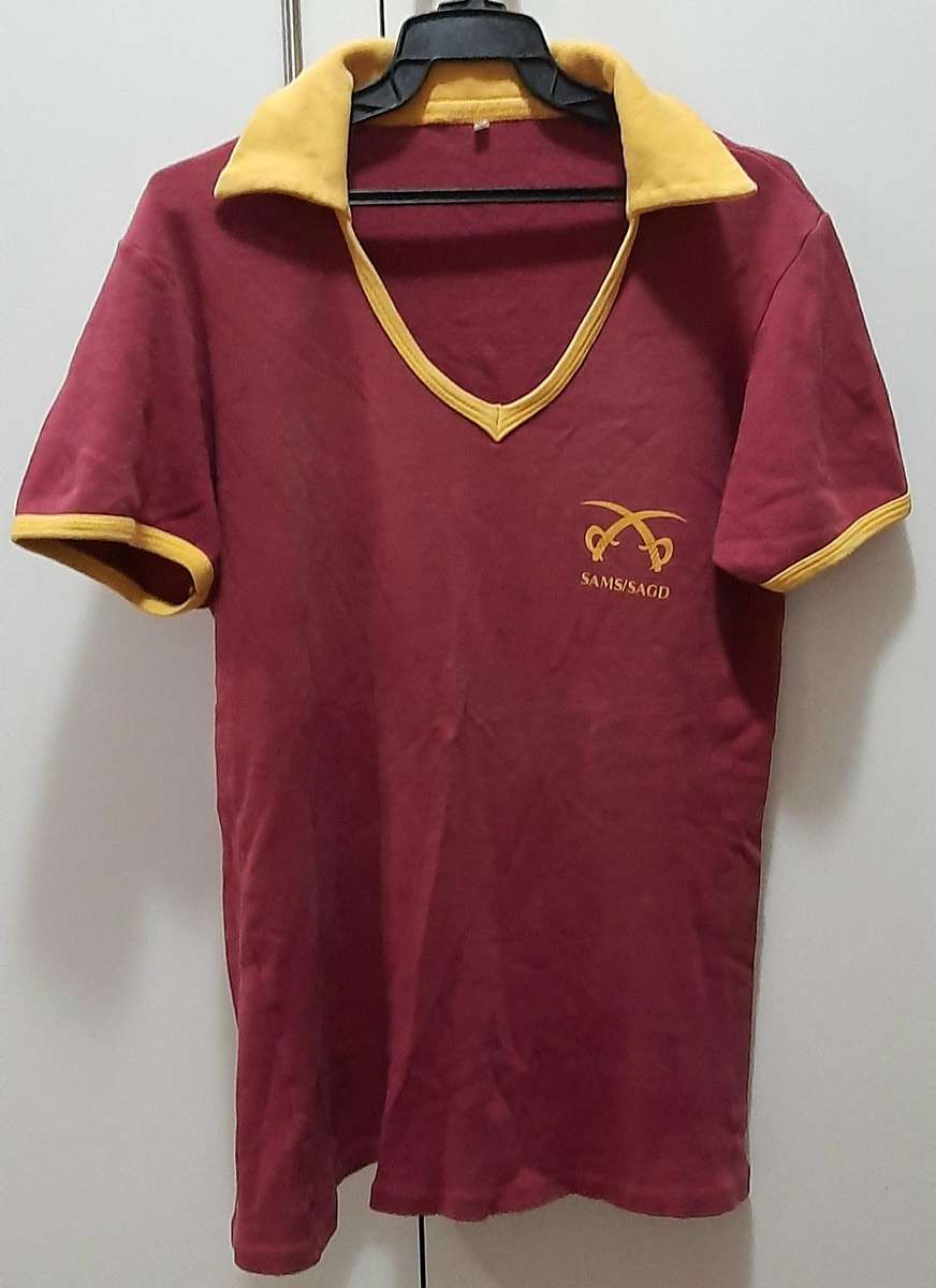 Border War: 1980s SAMS Physical Training Instructor Maroon T-Shirt w/ Insignia (Large).