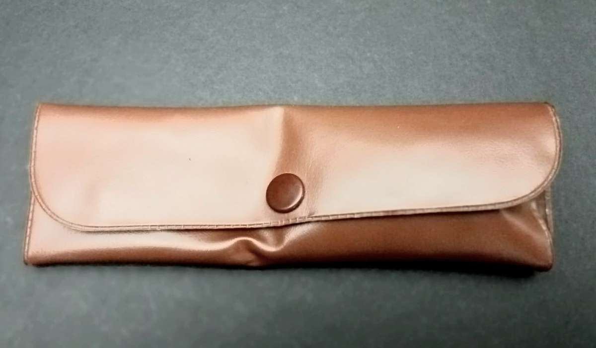 **Border War : 1980s SADF General Service Sewing Kit w/ Contents(Inscribed)**