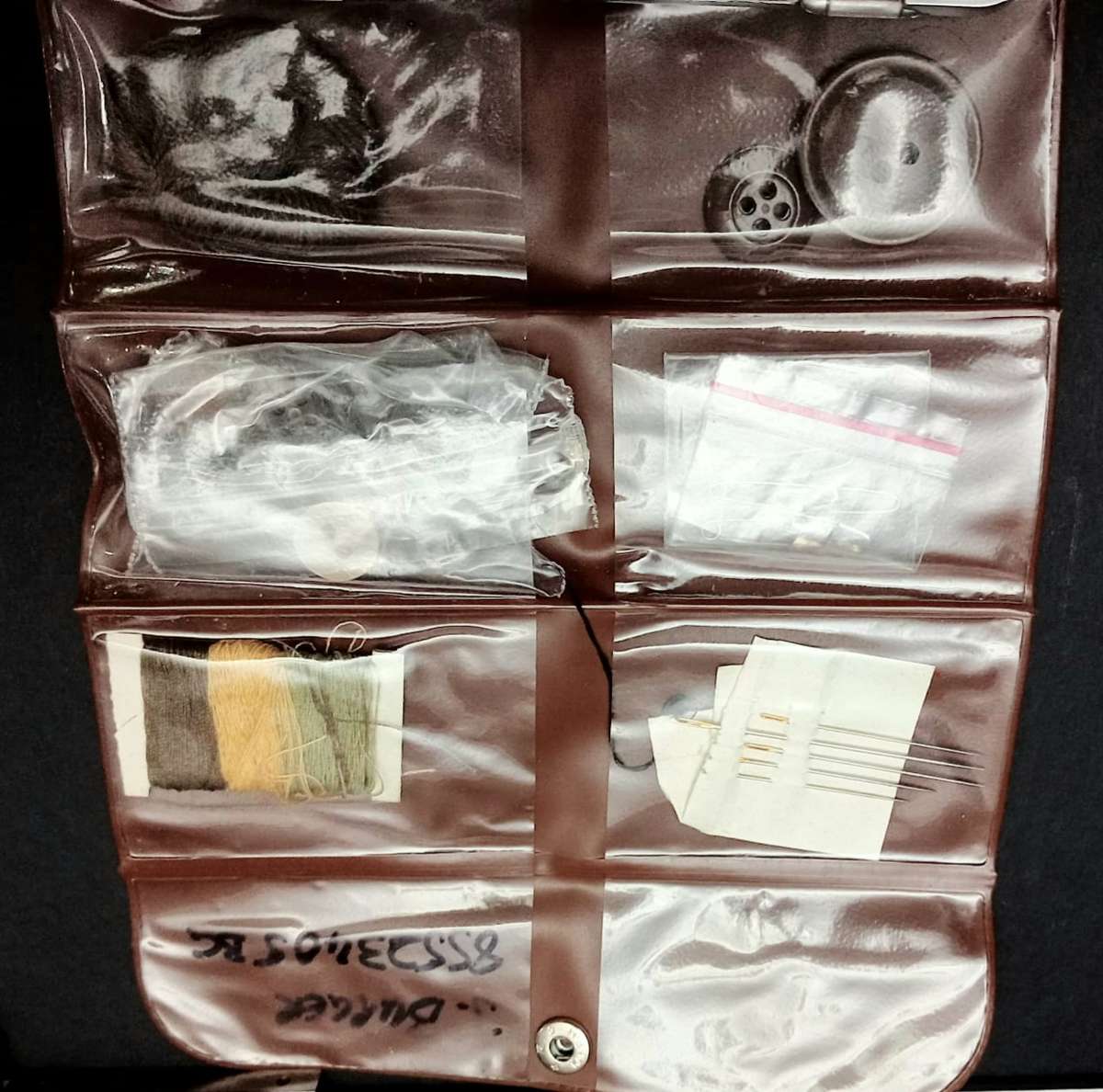 **Border War : 1980s SADF General Service Sewing Kit w/ Contents(Inscribed)**