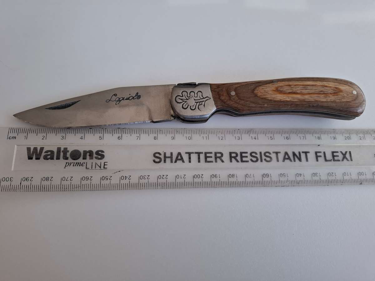 Stunning Laguiole Pocket Knife with Wooden Handle in Excellent Condition