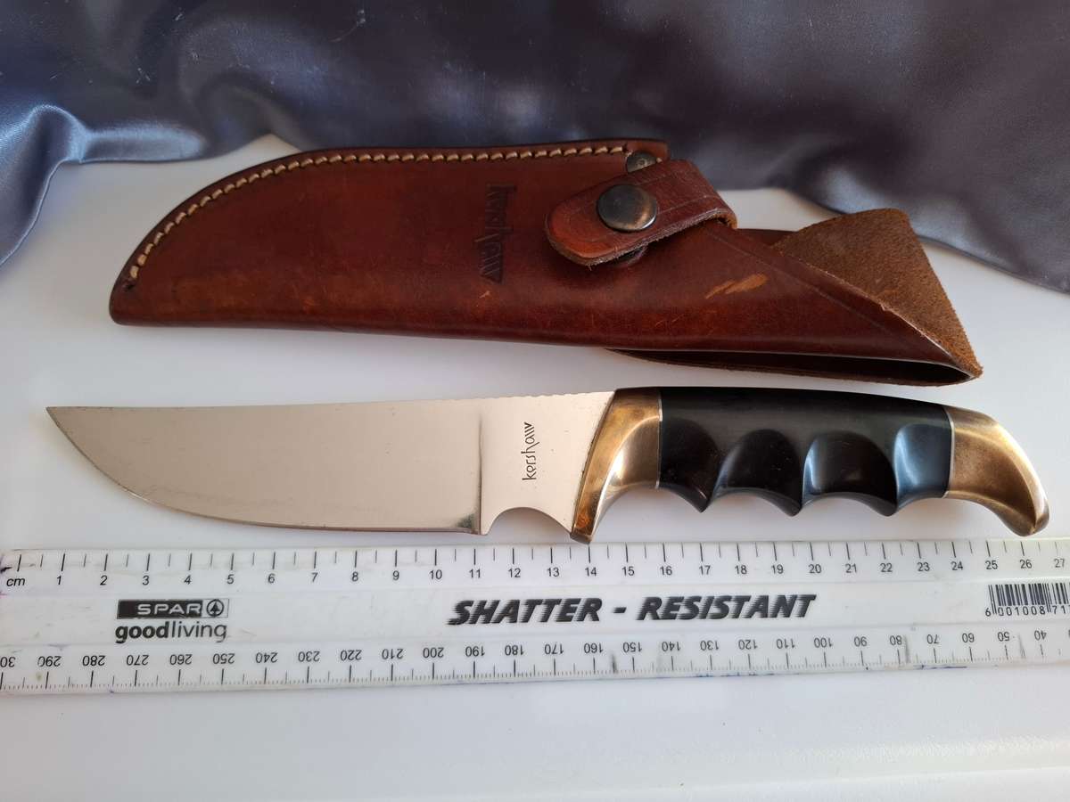 Stunning Original Kershaw Hunting Knife 1035 with Sheath made in Japan in Excellent Conditon