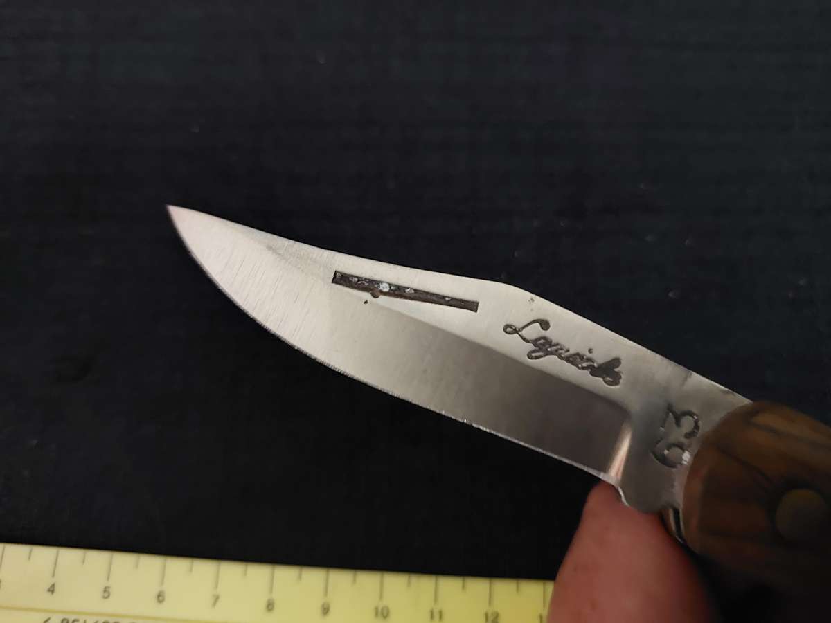 Stunning Laguiole ( 63) Pocket Knife with Wooden Handle in Excellent Condition