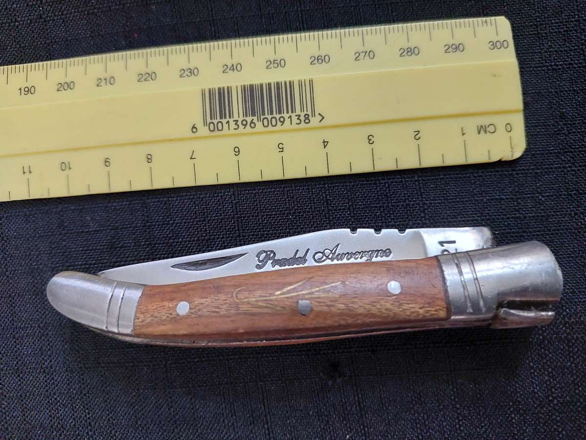 Fantastic Vintage `Pradel Auvergne` - (1421) Folding Knife With Wooden Handle - Good Condition