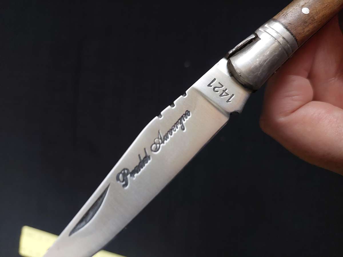 Fantastic Vintage `Pradel Auvergne` - (1421) Folding Knife With Wooden Handle - Good Condition