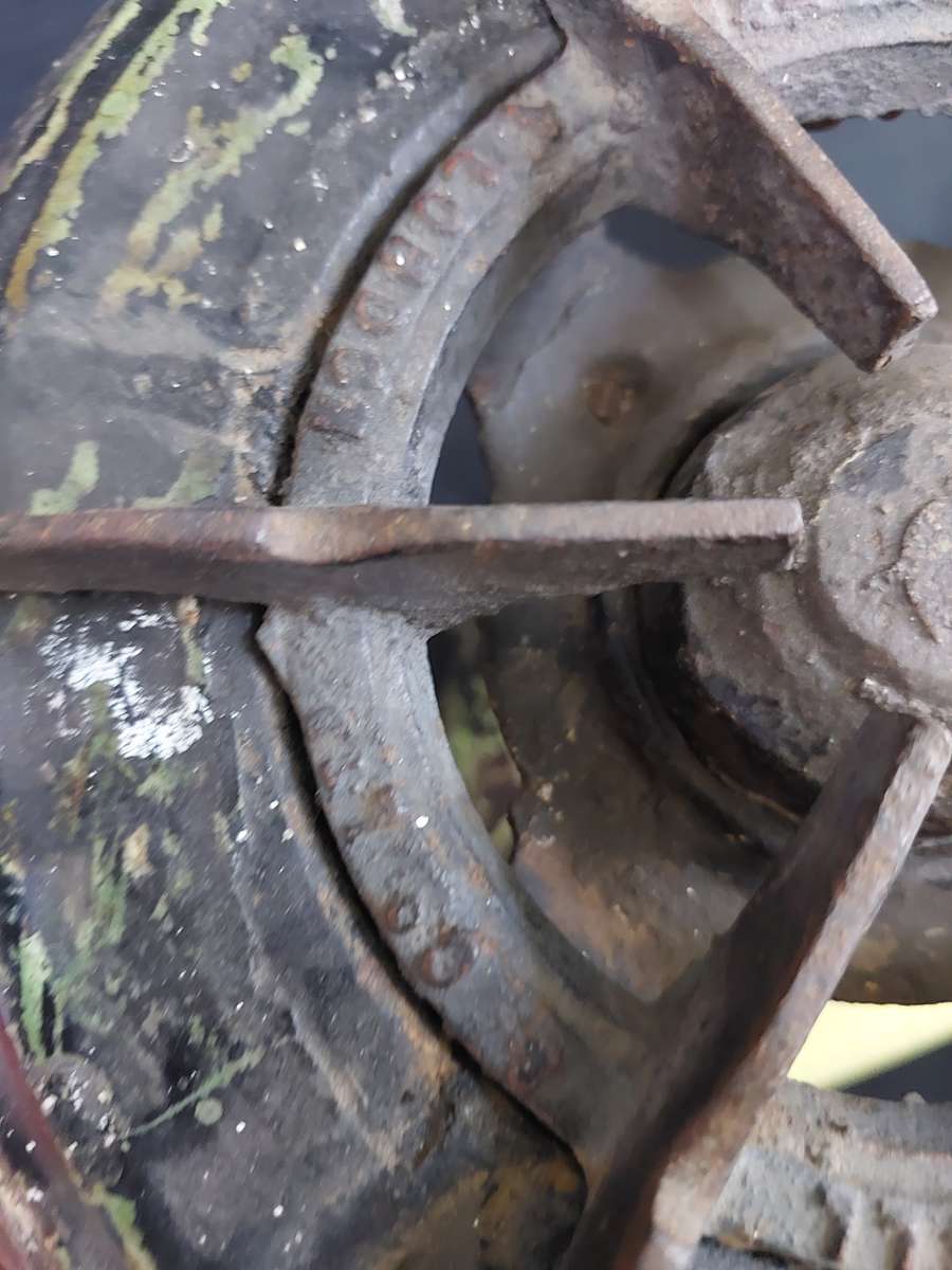 Rare Antique Cast Iron Fletcher Russel Co LTD Gas One Plate Stove (Unluckily Painted) - See Desp.