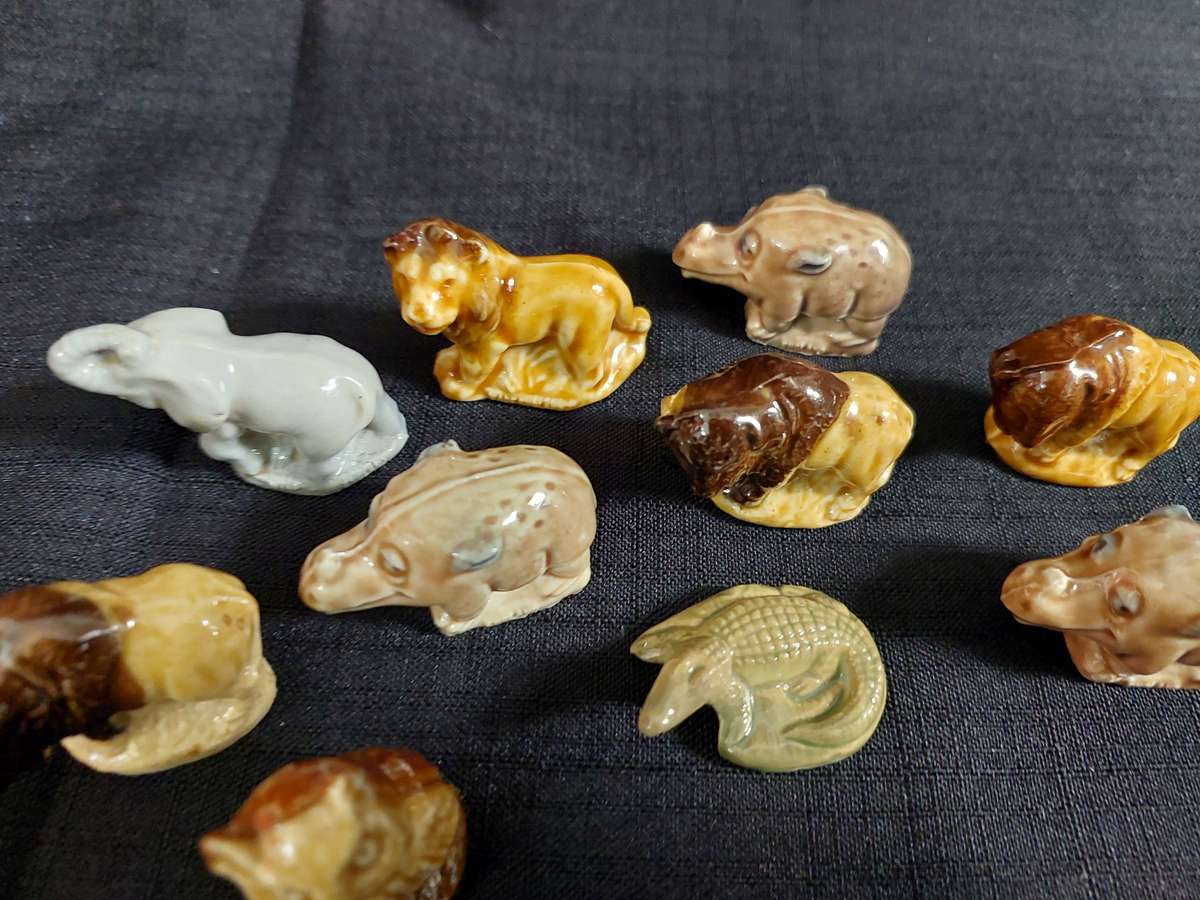 Stunning Collection of 10 Wade Whimsies in Great Condition
