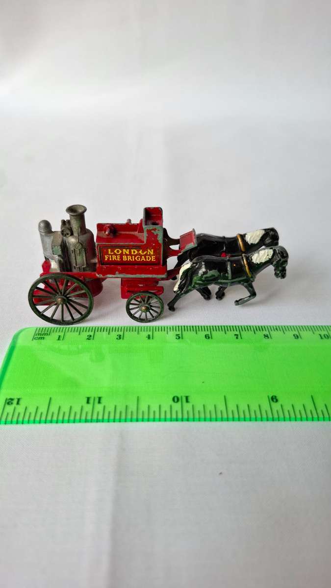 Vintage Lesney Diecast Londen Fire Brigade model - Well Played Condition