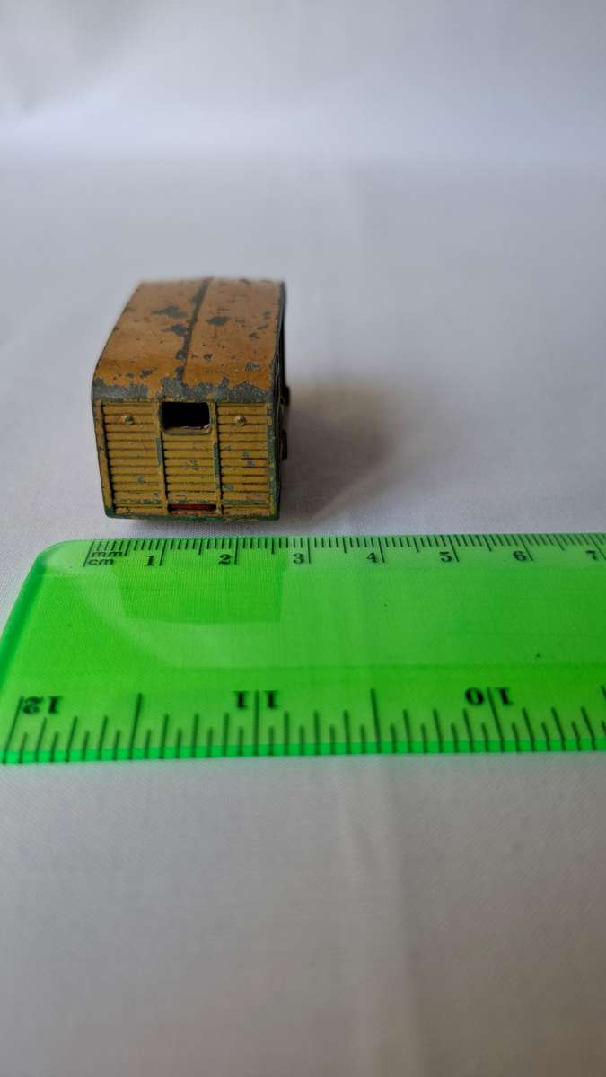 Vintage Lesney Diecast No. 35 Model Horse Transport box - Well Played Condition