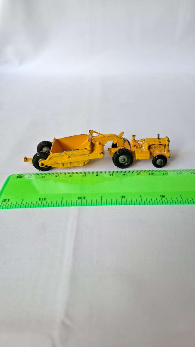 Vintage Lesney Diecast M1 Caterpillar Earth Scraper- Good Condition