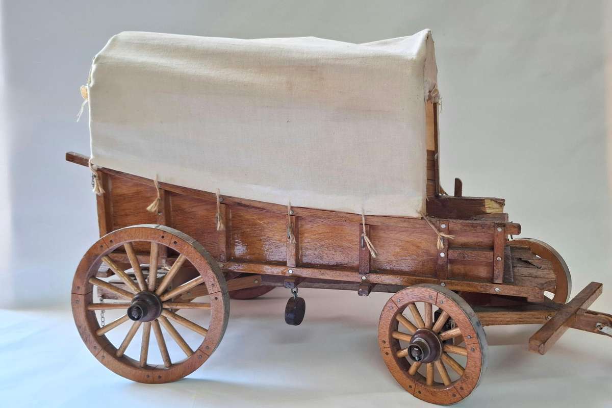Vintage Handmande Wooden Ox Wagon "Voortrekker Ossewa" - Good Condition