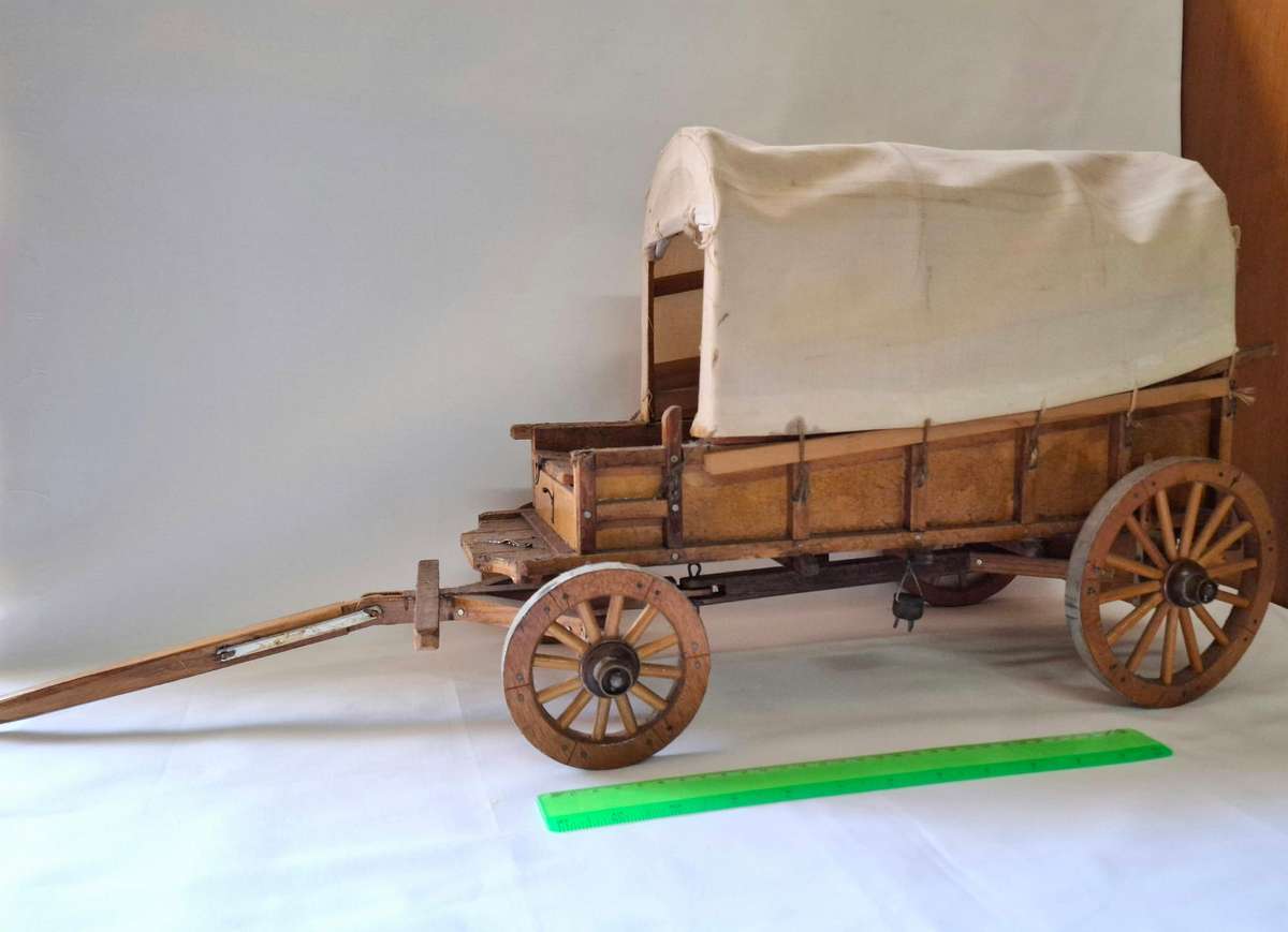 Vintage Handmande Wooden Ox Wagon "Voortrekker Ossewa" - Good Condition