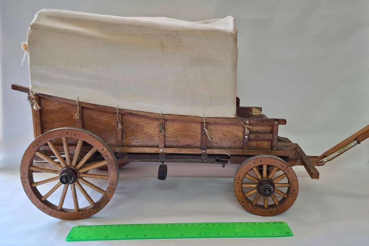 Vintage Handmande Wooden Ox Wagon "Voortrekker Ossewa" - Good Condition