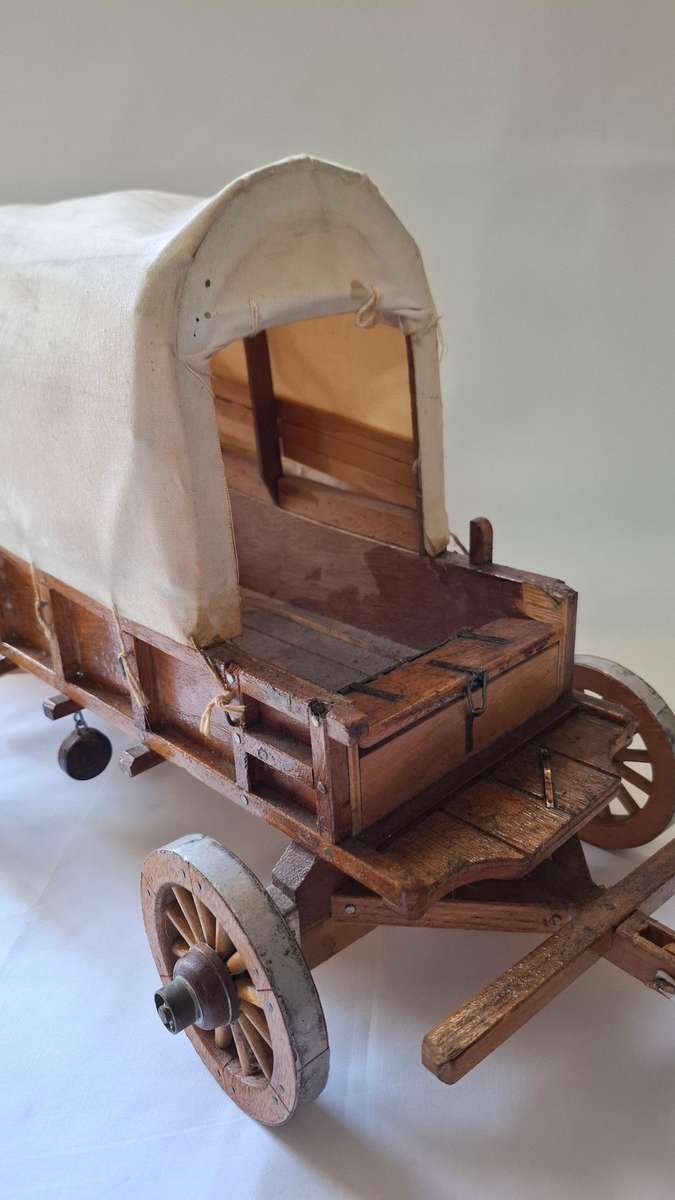 Vintage Handmande Wooden Ox Wagon "Voortrekker Ossewa" - Good Condition