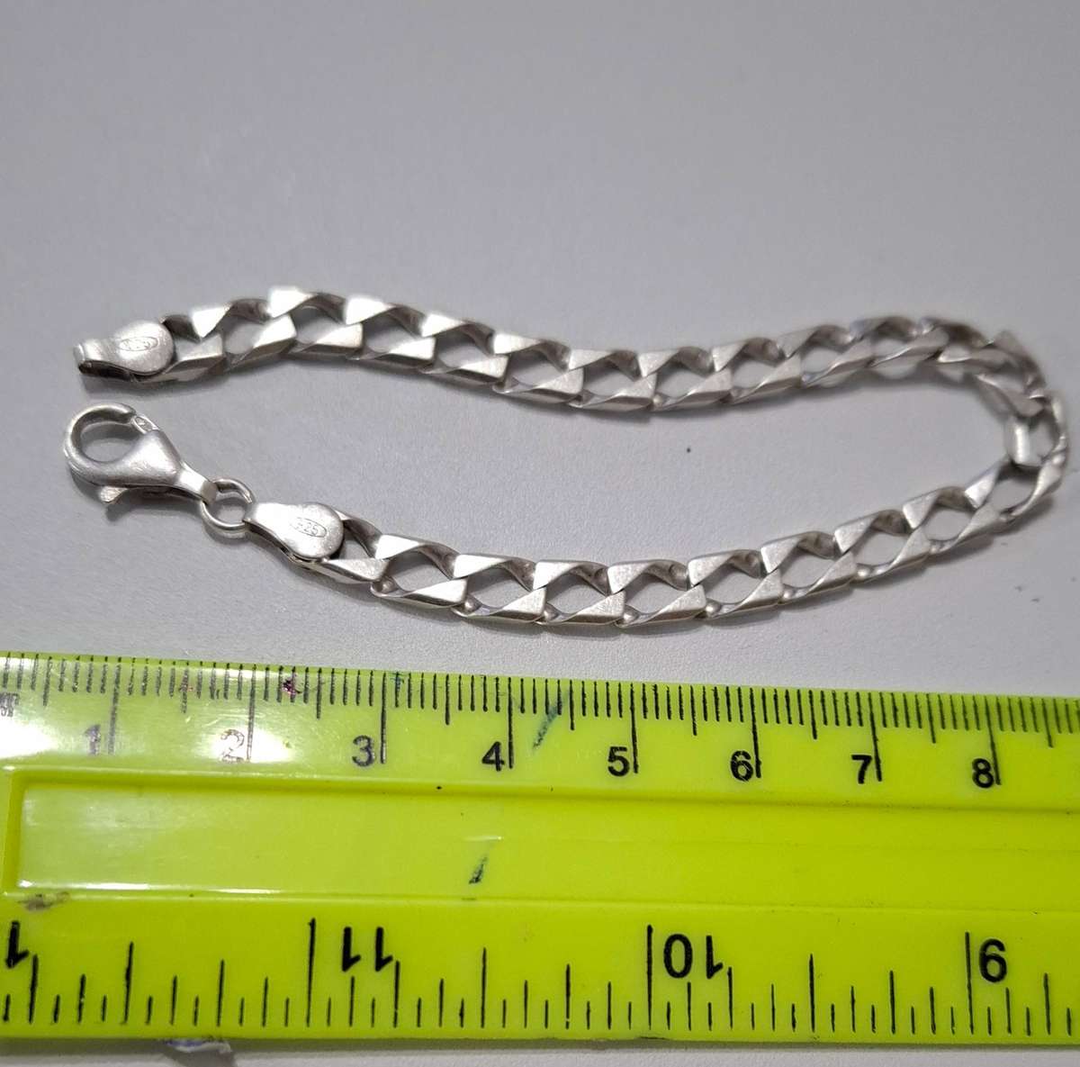 Stunning Italy 925 Silver Link Bracelet In Good Condition 7.7grams