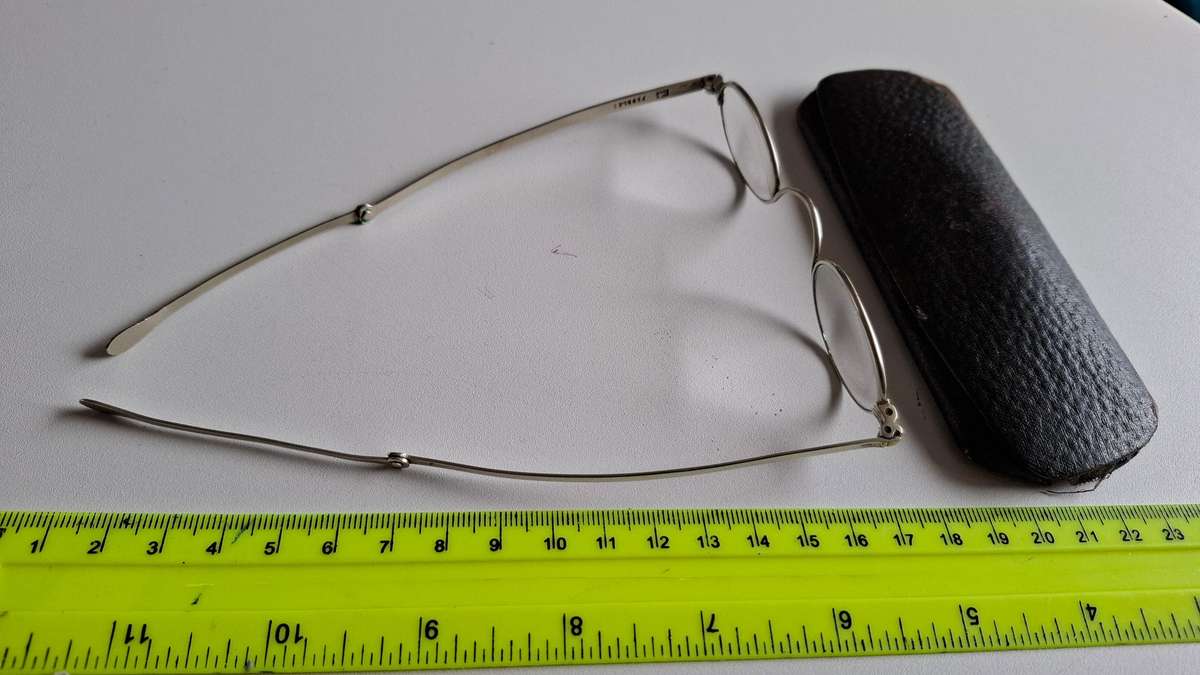 Stunning Anitique Birmingham Hallmarked Silver Reading Glasses marked "Pebbles" 15.4 Grams