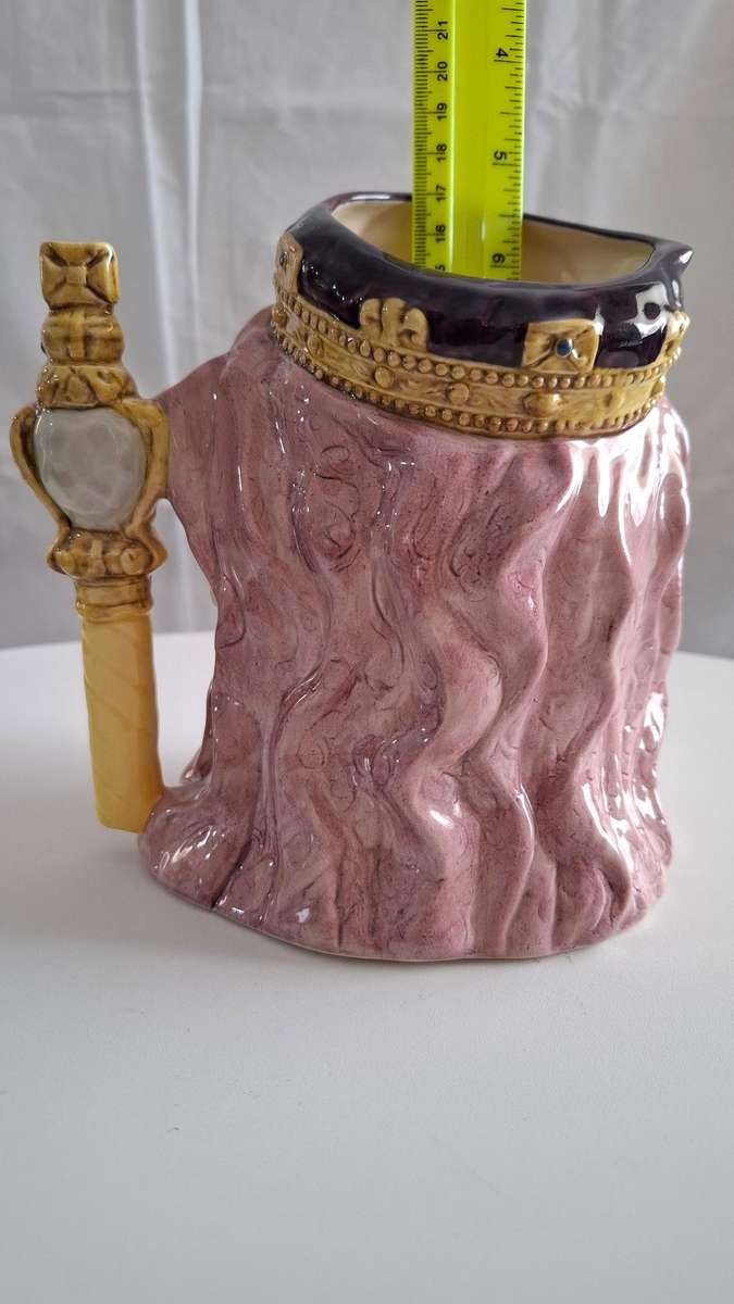 Large Vintage Royal Doulton Queen Victoria D6816 -1987 Modelled by Stanley Taylor Toby Jug