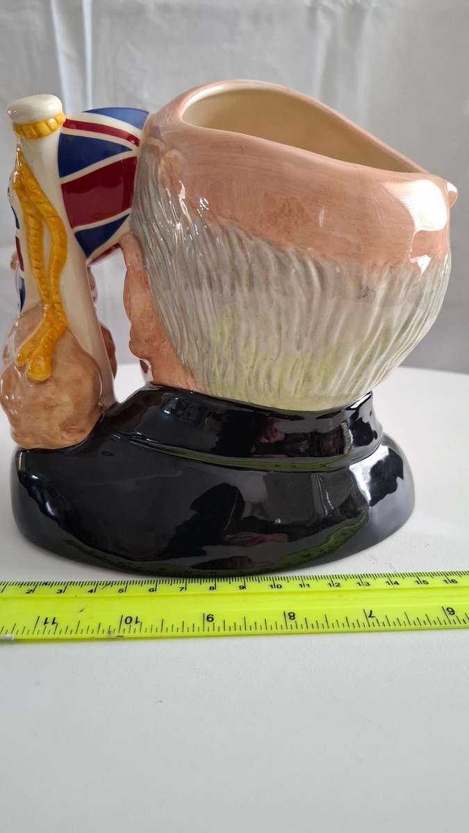 Very Rare Royal Doulton Limited Edition Winston Churchhill Toby Jug with Bulldog 1991 - D6907