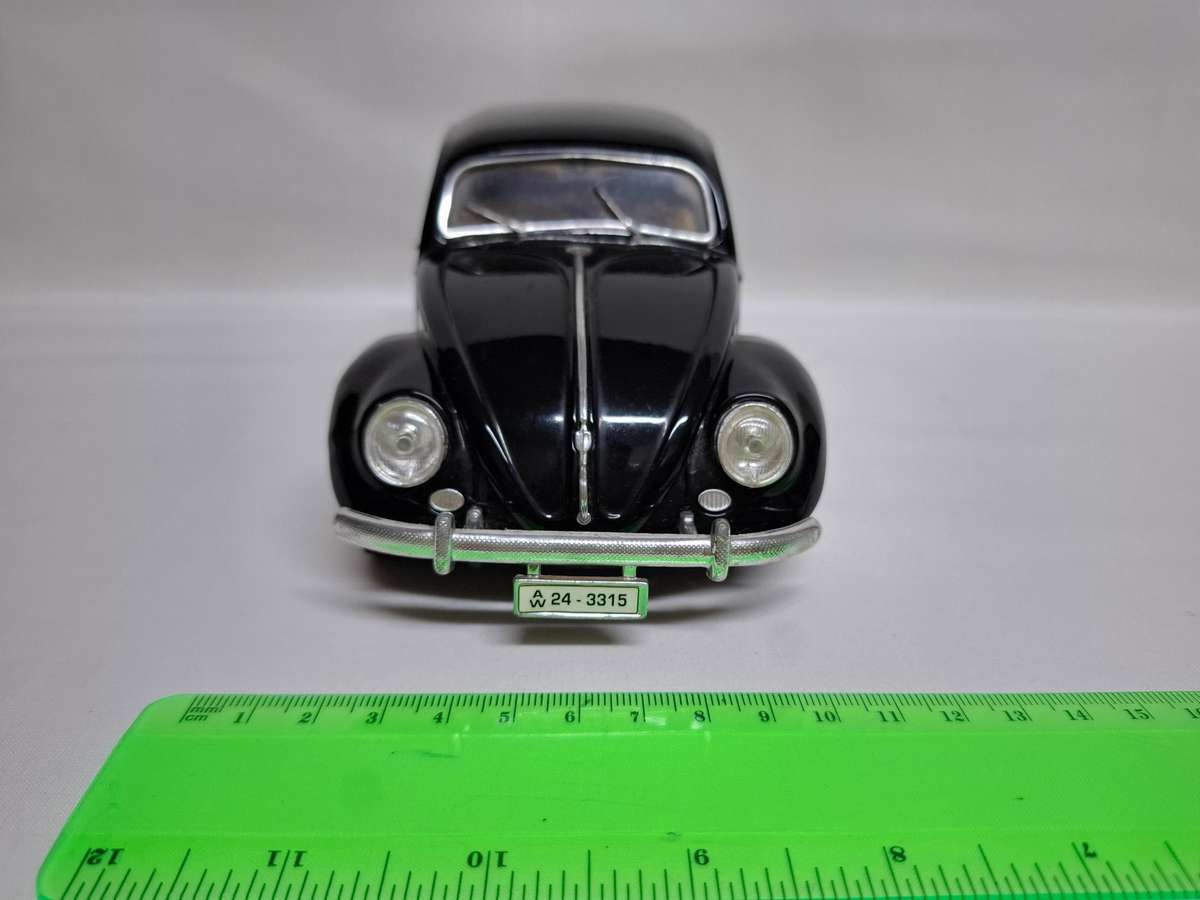Vintage Bburago 1955 Volkswage Käfer Beetle Die Cast Model 1:18 Scale - Excellent Condition