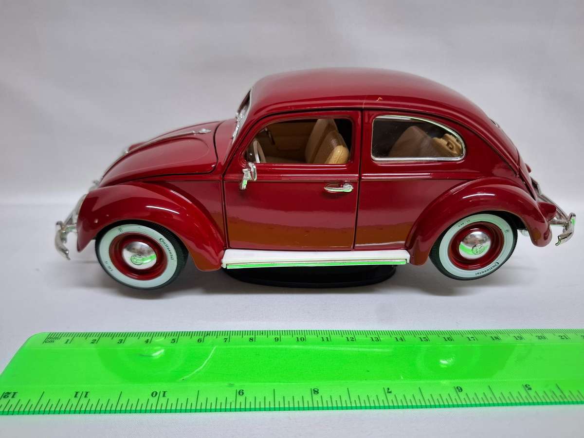 Vintage Bburago 1955 Volkswage Käfer Beetle Die Cast Model 1:18 Scale - Excellent Condition