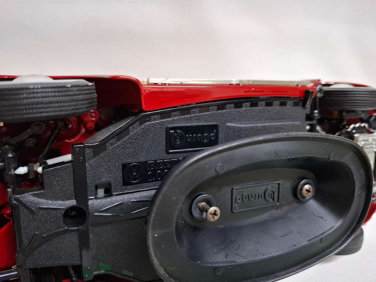 Vintage Bburago 1955 Volkswage Käfer Beetle Die Cast Model 1:18 Scale - Excellent Condition