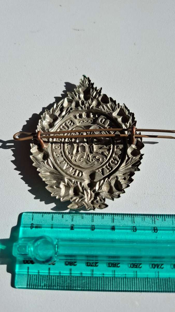 Stunning Argyll and Sutherland Highlanders Cap Badge in Excellent Condition (7.5x6cm)