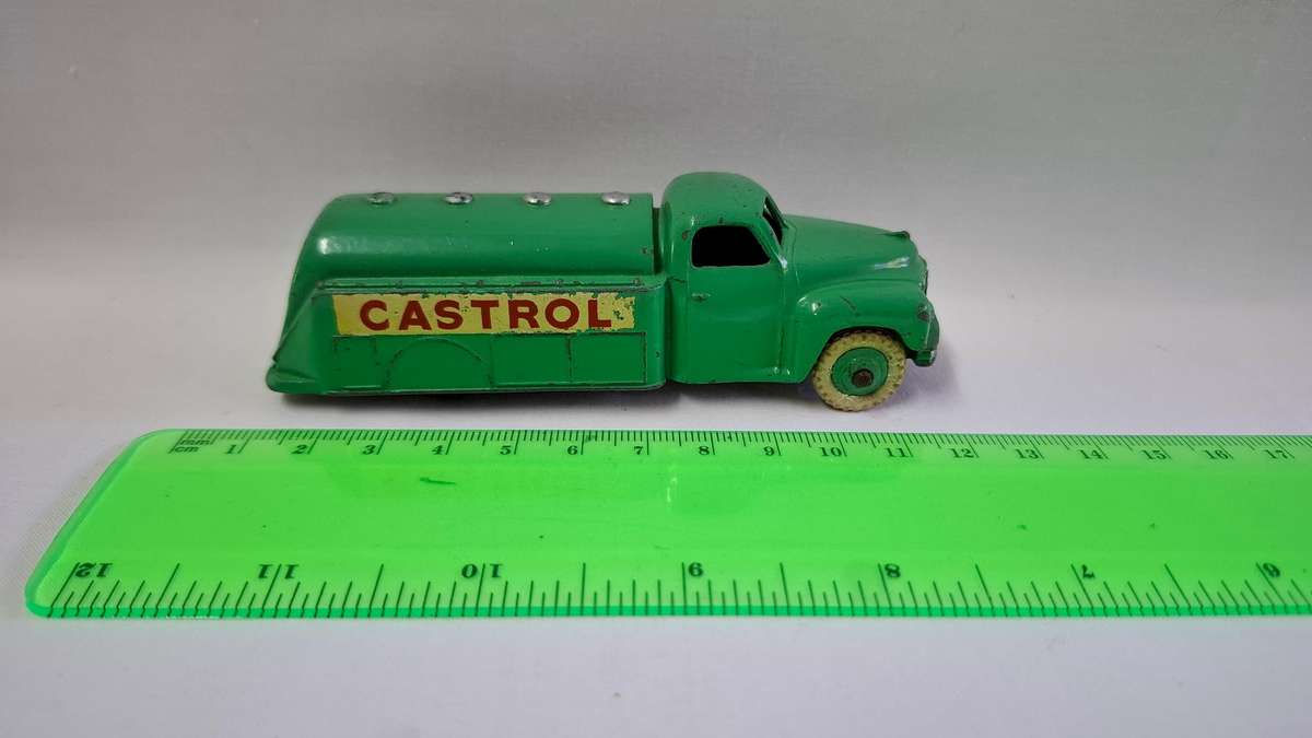 Very Rare Vintage Dinky Toys- Meccano Studbaker Castrol Oil Tank- Well Played Condition