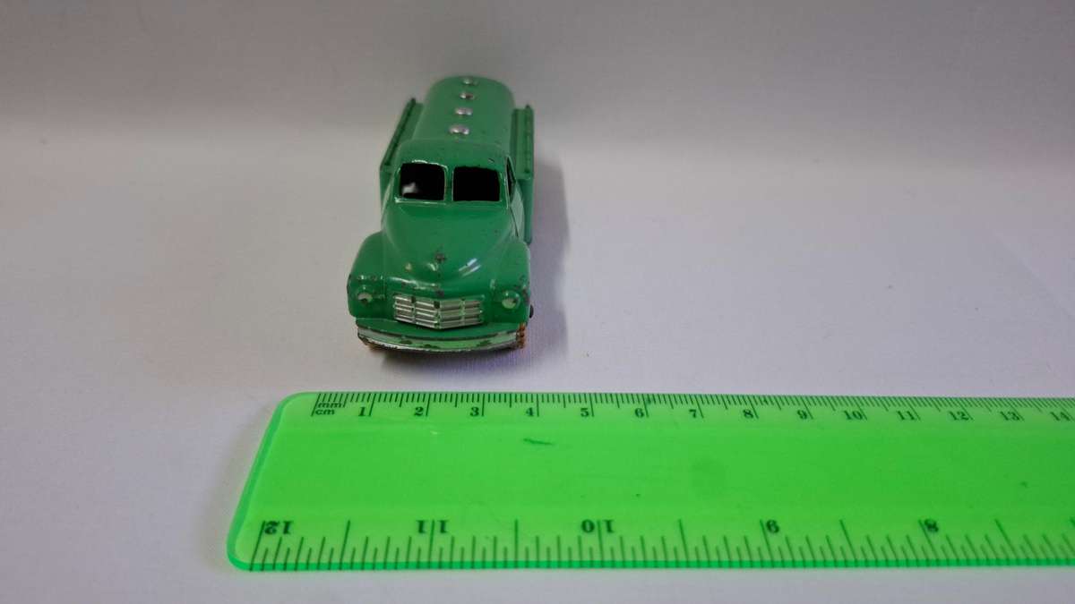 Very Rare Vintage Dinky Toys- Meccano Studbaker Castrol Oil Tank- Well Played Condition