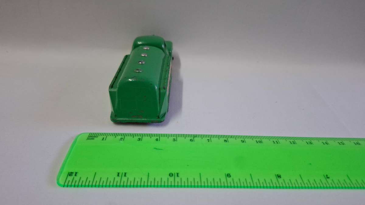 Very Rare Vintage Dinky Toys- Meccano Studbaker Castrol Oil Tank- Well Played Condition