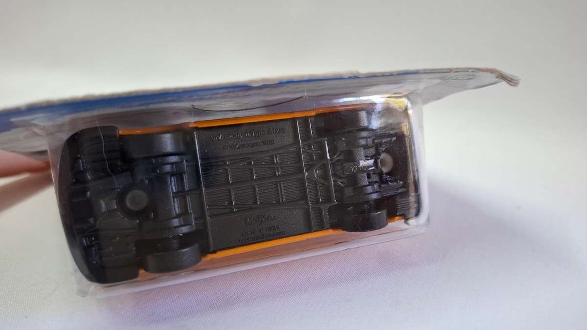 Diecast Maisto Volkswagen Kombi  - Good Condition
