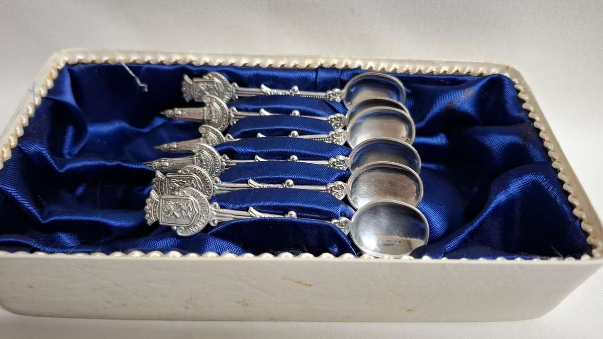 Beautiful Collection of Six Vintage Dutch Silver Plated Spoons - Excellent Condition