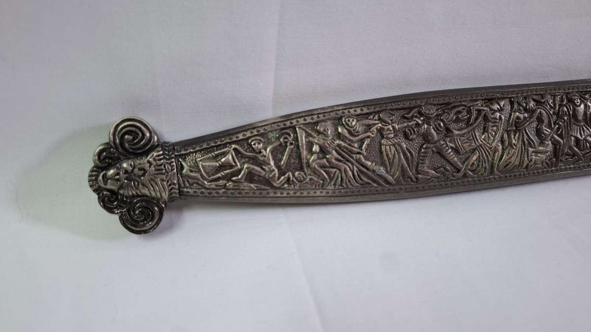 Stunning Vintage Decorative Silver Mounted Dagger in Sheath - Excellent Condition