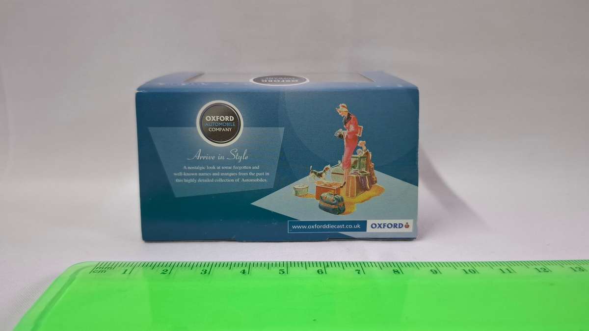 Oxford Diecast VW T1 Samba Bus - Excellent Condition